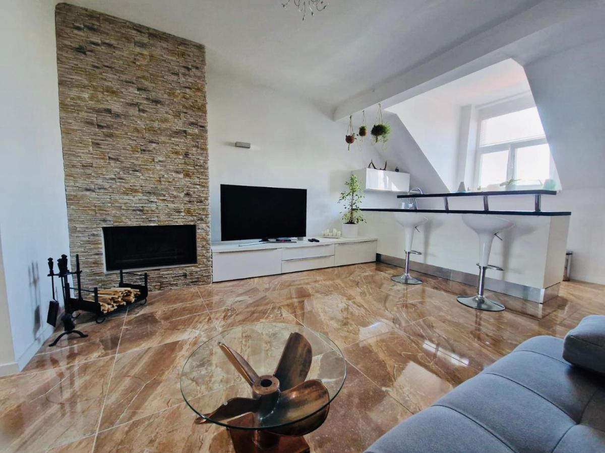 Apartman Blumental Centrum Bratislava Exterior photo